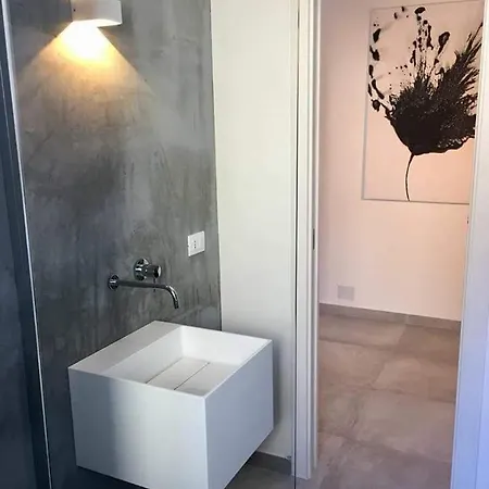 Lalli's Flat Апартаменты *